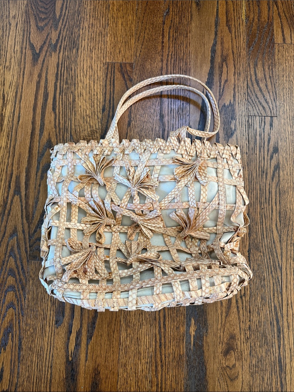 Neiman Marcus Women’s Vintage Beige Woven Floral Overlay Tote